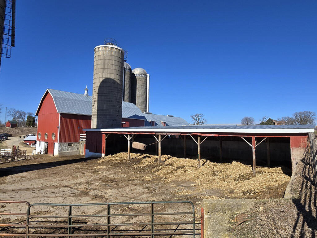 4239 Reeson Road Brigham, WI 53507 - Photo 41 of 47 28-20260309_103639