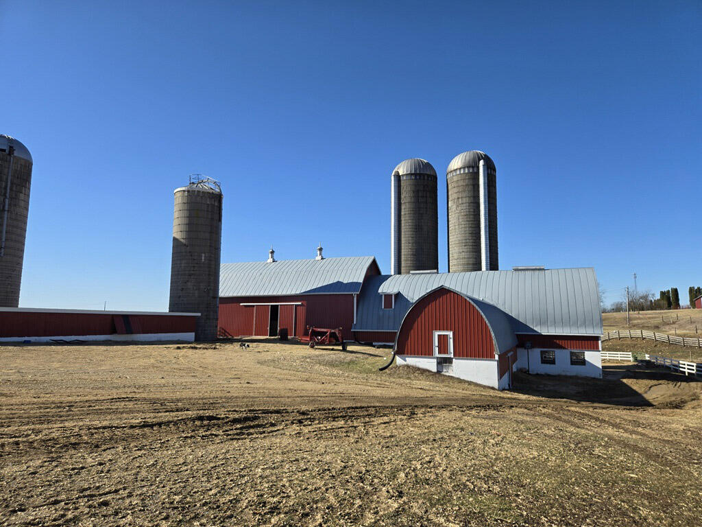 4239 Reeson Road Brigham, WI 53507 - Photo 43 of 47 32-20260309_103215