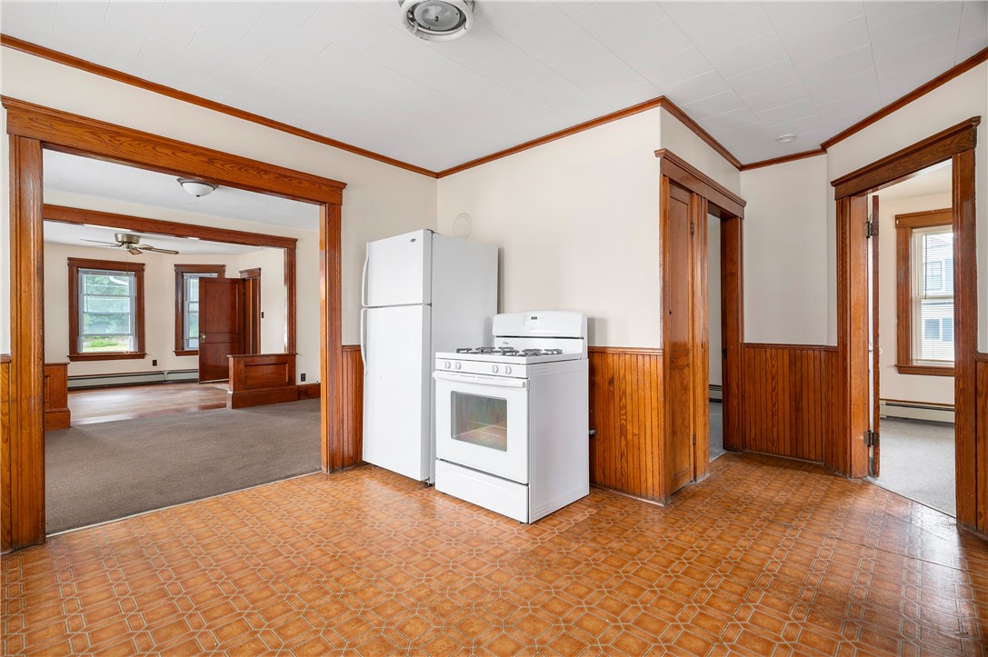 612 Great Road North Smithfield, RI 02896 - Photo 26 of 42 2nd Floor Eat In Kitchen