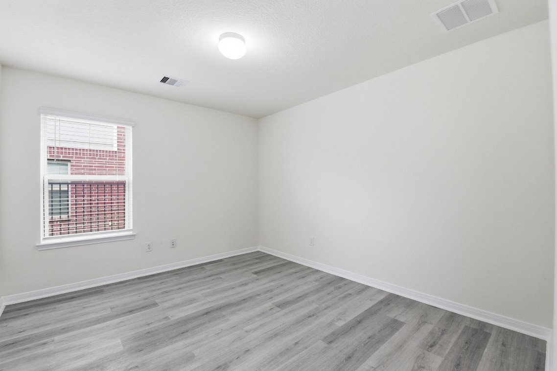 10433 Russell Pines Drive Rosharon, TX 77583 - Photo 14 of 22