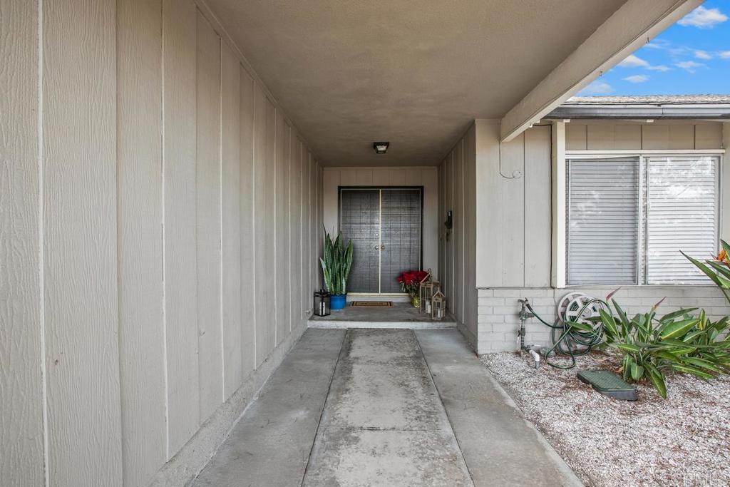 13260 Carousel Lane Del Mar, CA 92014 - Photo 7 of 10 a view of a back yard of the house