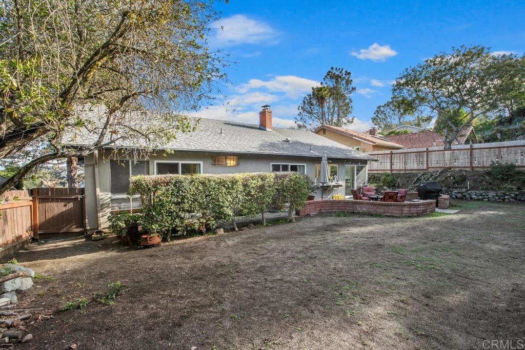 13260 Carousel Lane Del Mar, CA 92014 - Photo 9 of 10 a view of a house with a garden