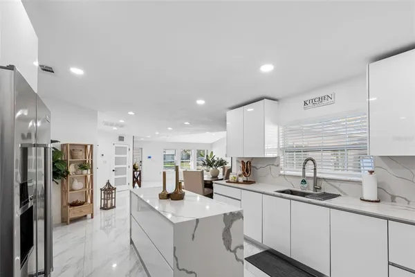 $585,000 | 1803 Lakecrest Avenue, Brandon, FL 33510