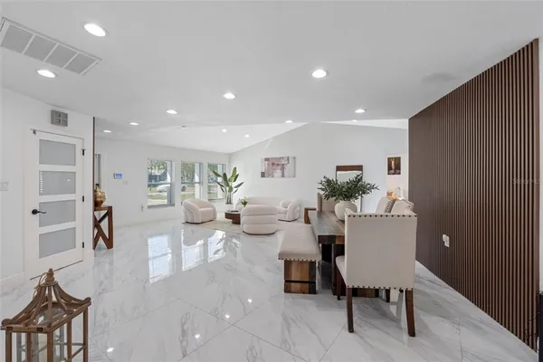 $585,000 | 1803 Lakecrest Avenue, Brandon, FL 33510