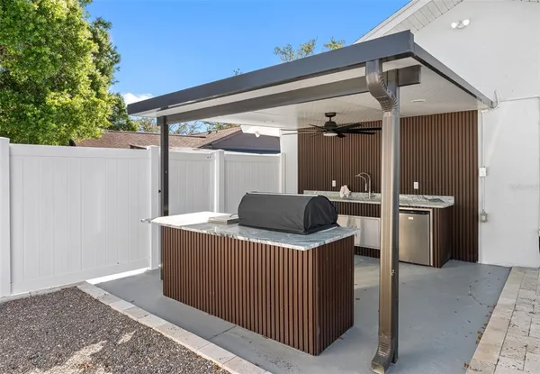 $585,000 | 1803 Lakecrest Avenue, Brandon, FL 33510