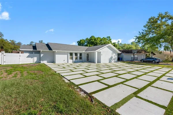 $585,000 | 1803 Lakecrest Avenue, Brandon, FL 33510