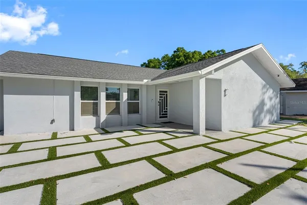 $585,000 | 1803 Lakecrest Avenue, Brandon, FL 33510