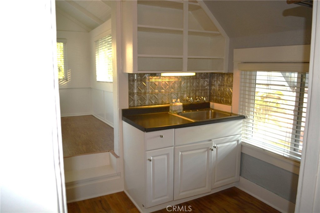 3452 Mulberry Street Riverside, CA 92501 - Photo 24 of 45 Unit 3 - Kitchen