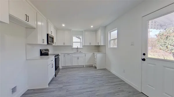 $1,995 | 7724 Longfield Drive, White Settlement, TX 76108