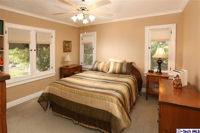 614 West Kenneth Road Glendale, CA 91202 - Photo 11 of 19 Additional Photo