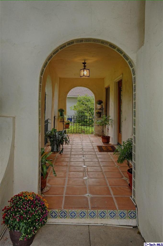 614 West Kenneth Road Glendale, CA 91202 - Photo 13 of 19 Additional Photo