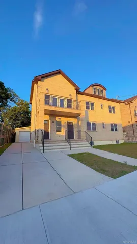 $1,638,000 | 149-45 Hawtree Street | Ozone Park