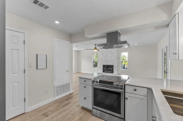 $650,000 | 1604 Sumatra Lane, Gulf Breeze, FL 32563