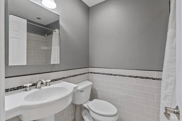 $650,000 | 1604 Sumatra Lane, Gulf Breeze, FL 32563