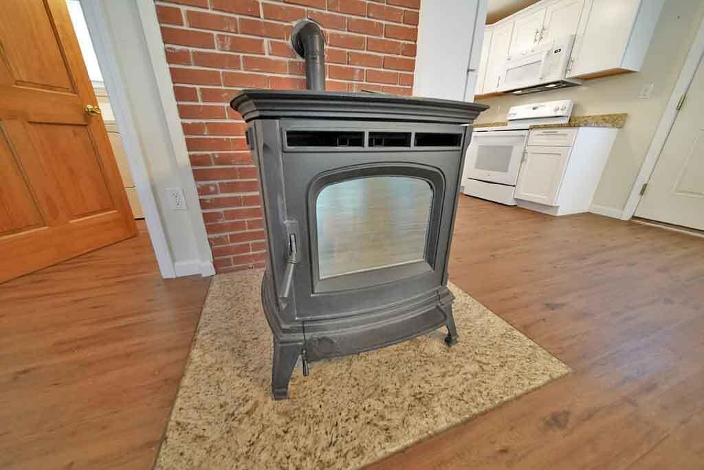 160 Snow Road Bridgewater, ME 04735 - Photo 14 of 58 country-ranch-with-granite