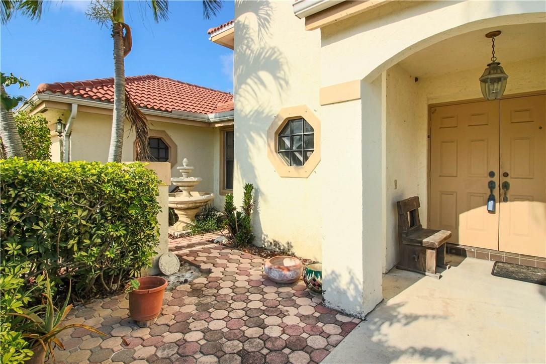 7319 Texas Trail Boca Raton, FL 33487 - Photo 4 of 33 Photo 4