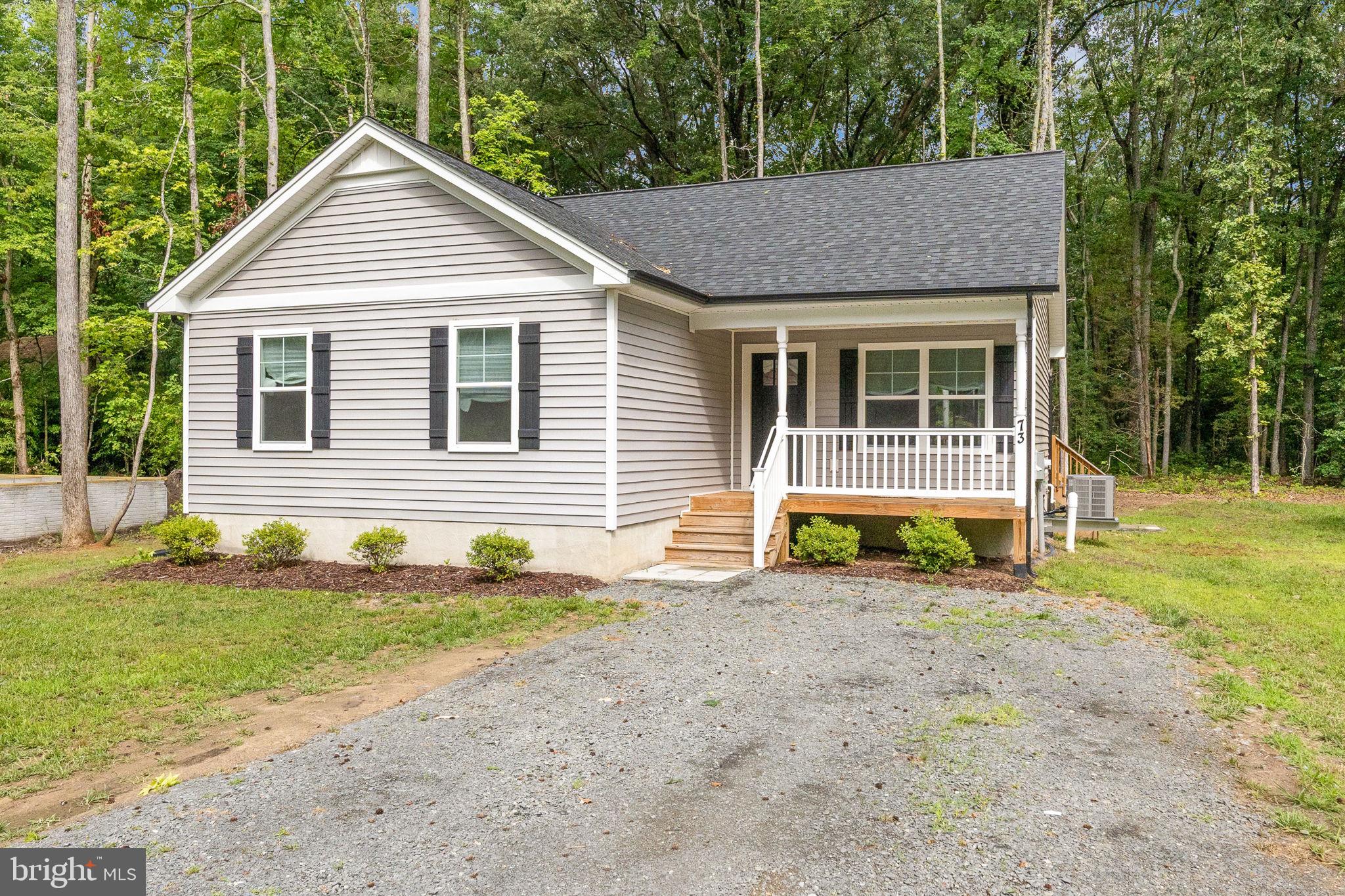 73 Azalea Way Colonial Beach, VA 22443 - Photo 7 of 48