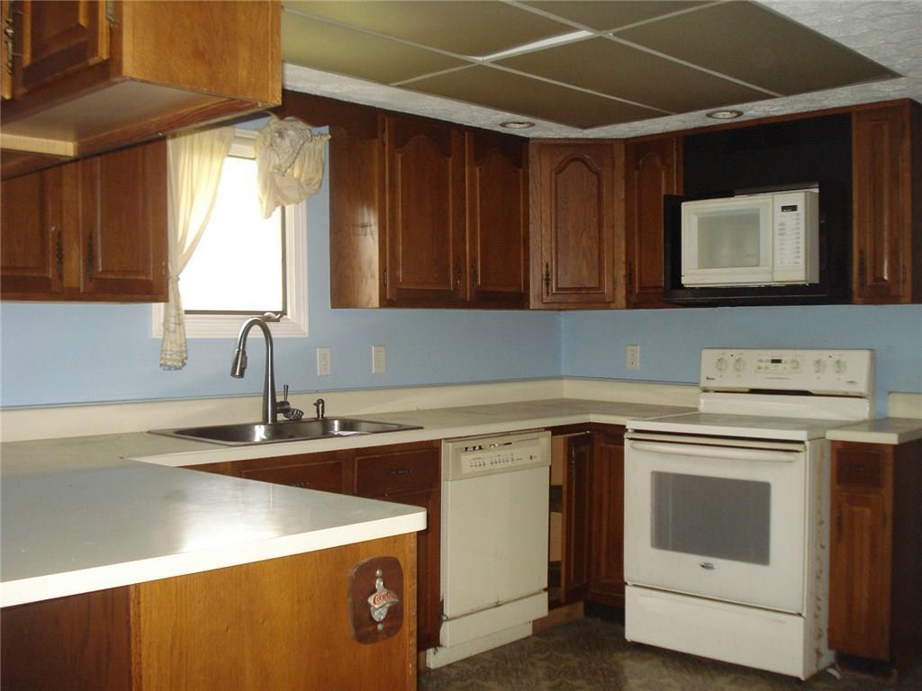 2912 South Burnett Road Springfield, OH 45505 - Photo 10 of 19