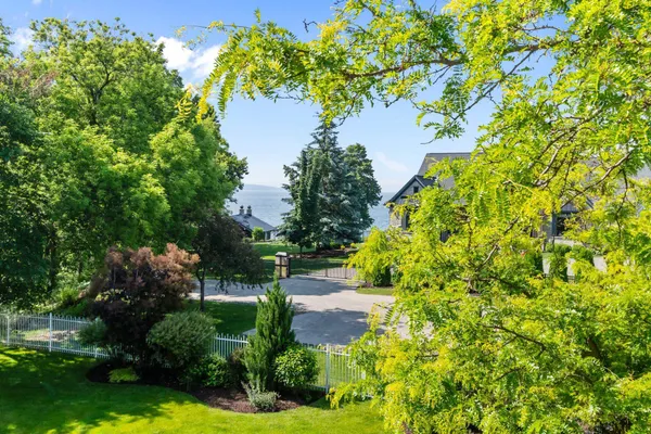 $830,000 | W5837 Royal Troon Road, Menasha, WI 54952