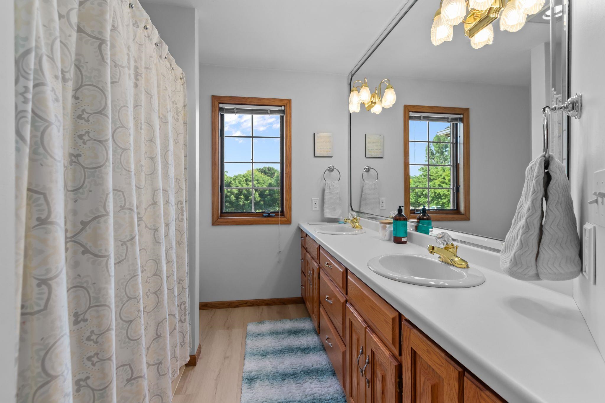 W5837 Royal Troon Road Menasha, WI 54952 - Photo 26 of 73