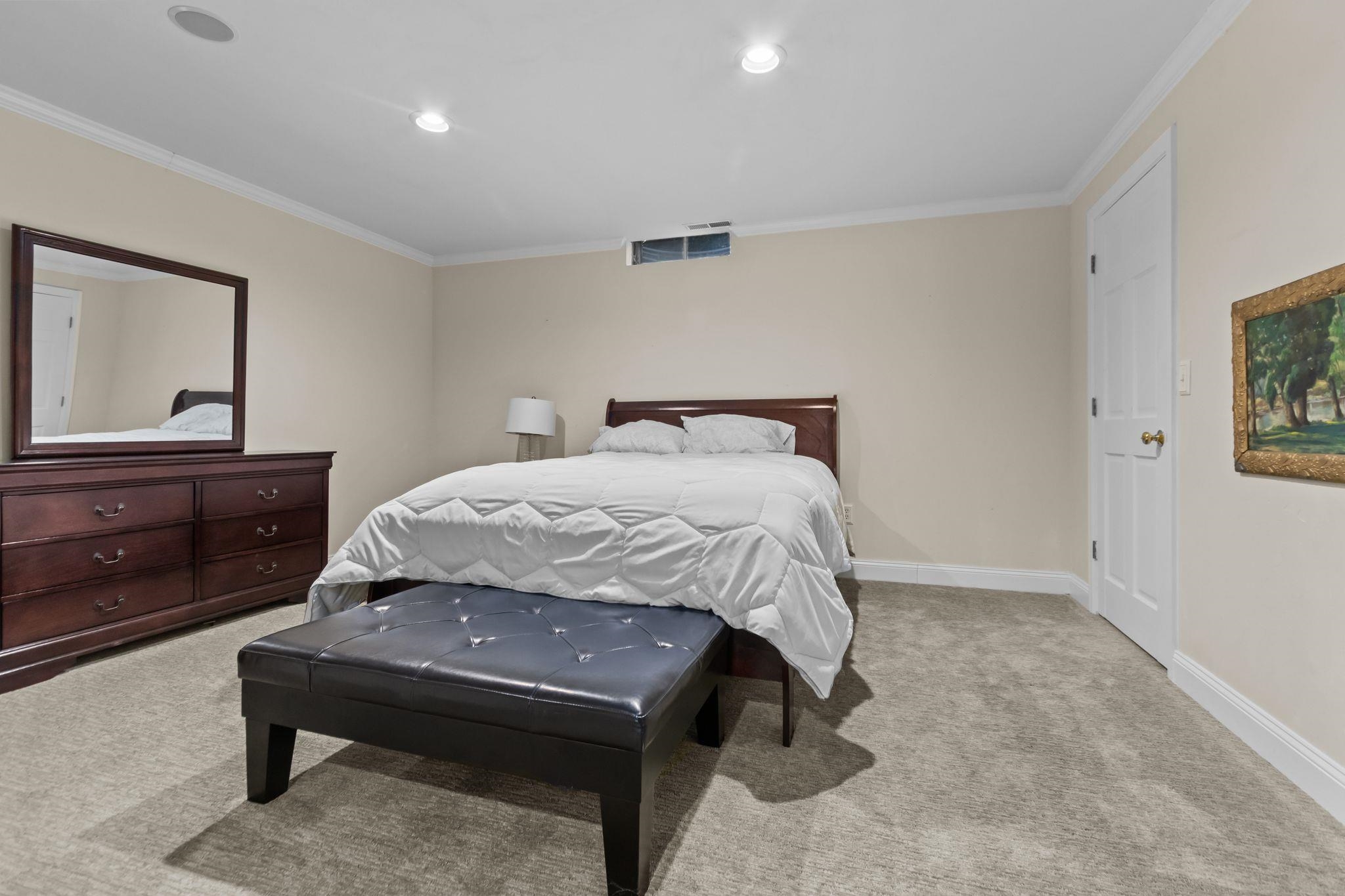 W5837 Royal Troon Road Menasha, WI 54952 - Photo 29 of 73