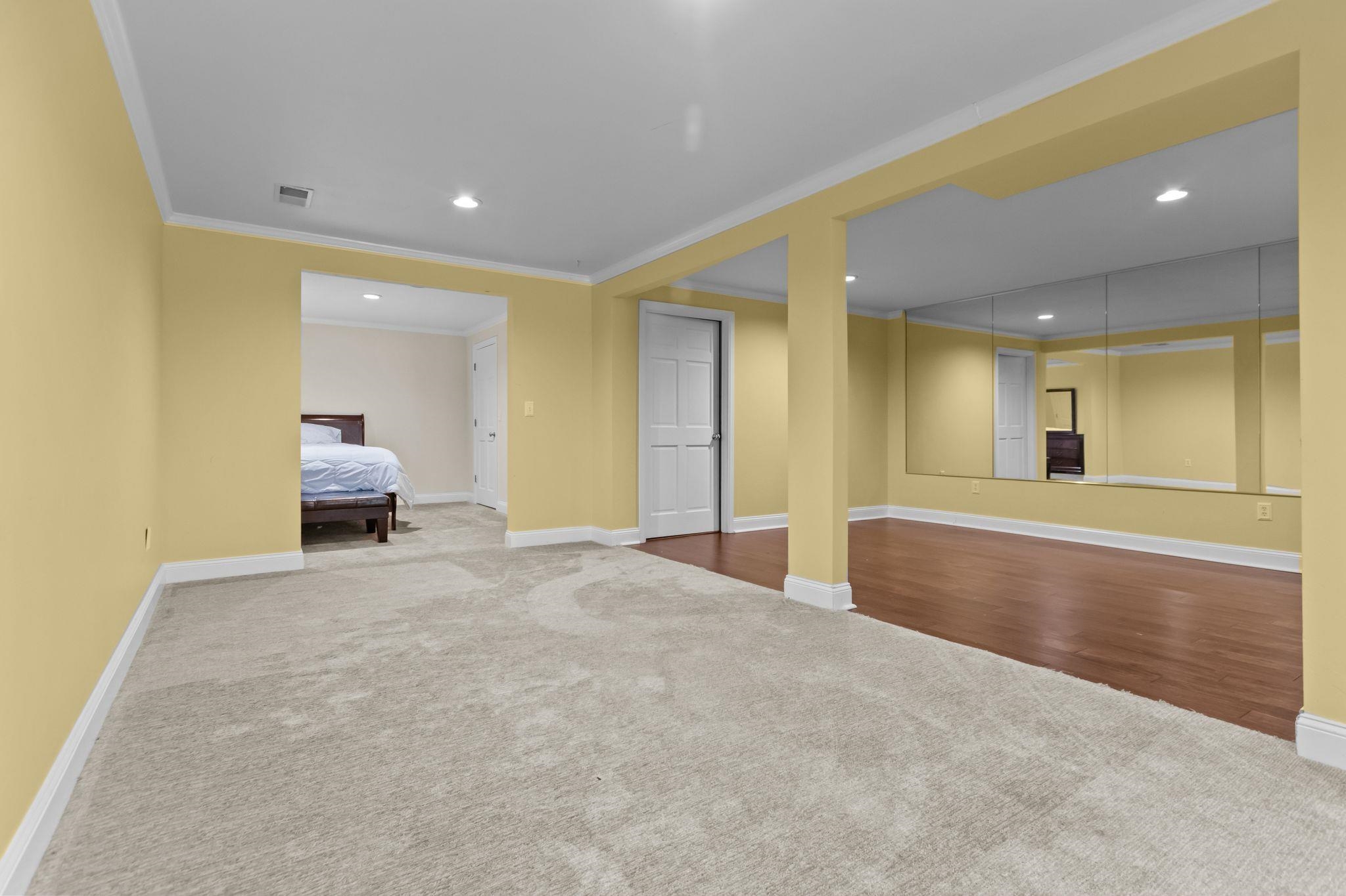 W5837 Royal Troon Road Menasha, WI 54952 - Photo 32 of 73