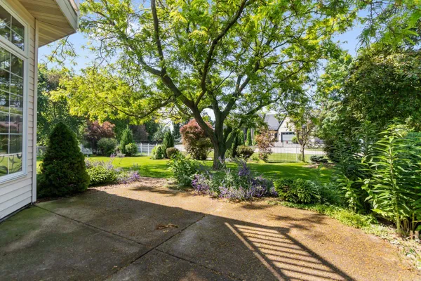 $830,000 | W5837 Royal Troon Road, Menasha, WI 54952