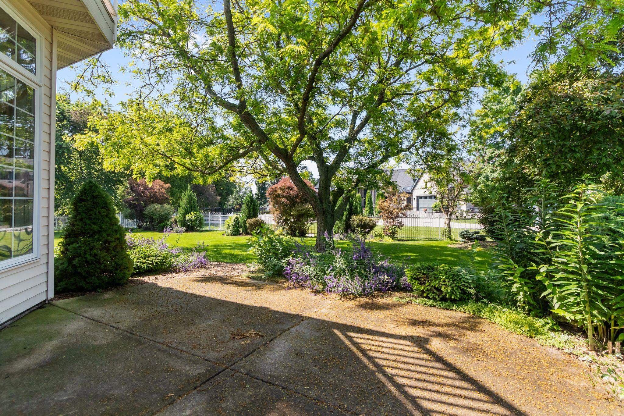 W5837 Royal Troon Road Menasha, WI 54952 - Photo 43 of 73