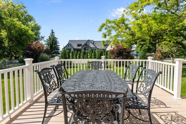 $830,000 | W5837 Royal Troon Road, Menasha, WI 54952