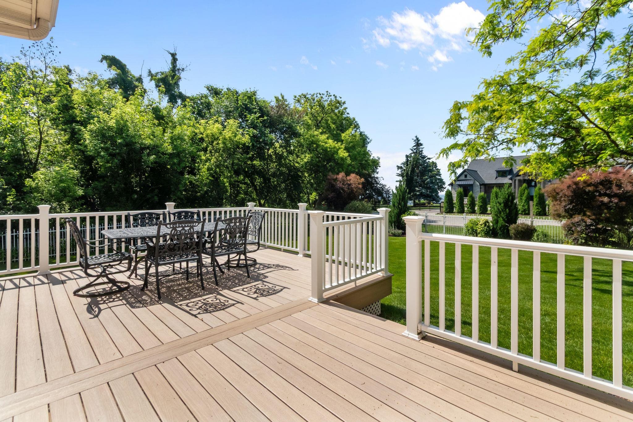 W5837 Royal Troon Road Menasha, WI 54952 - Photo 52 of 73