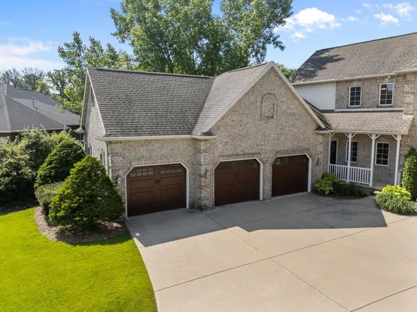 $830,000 | W5837 Royal Troon Road, Menasha, WI 54952
