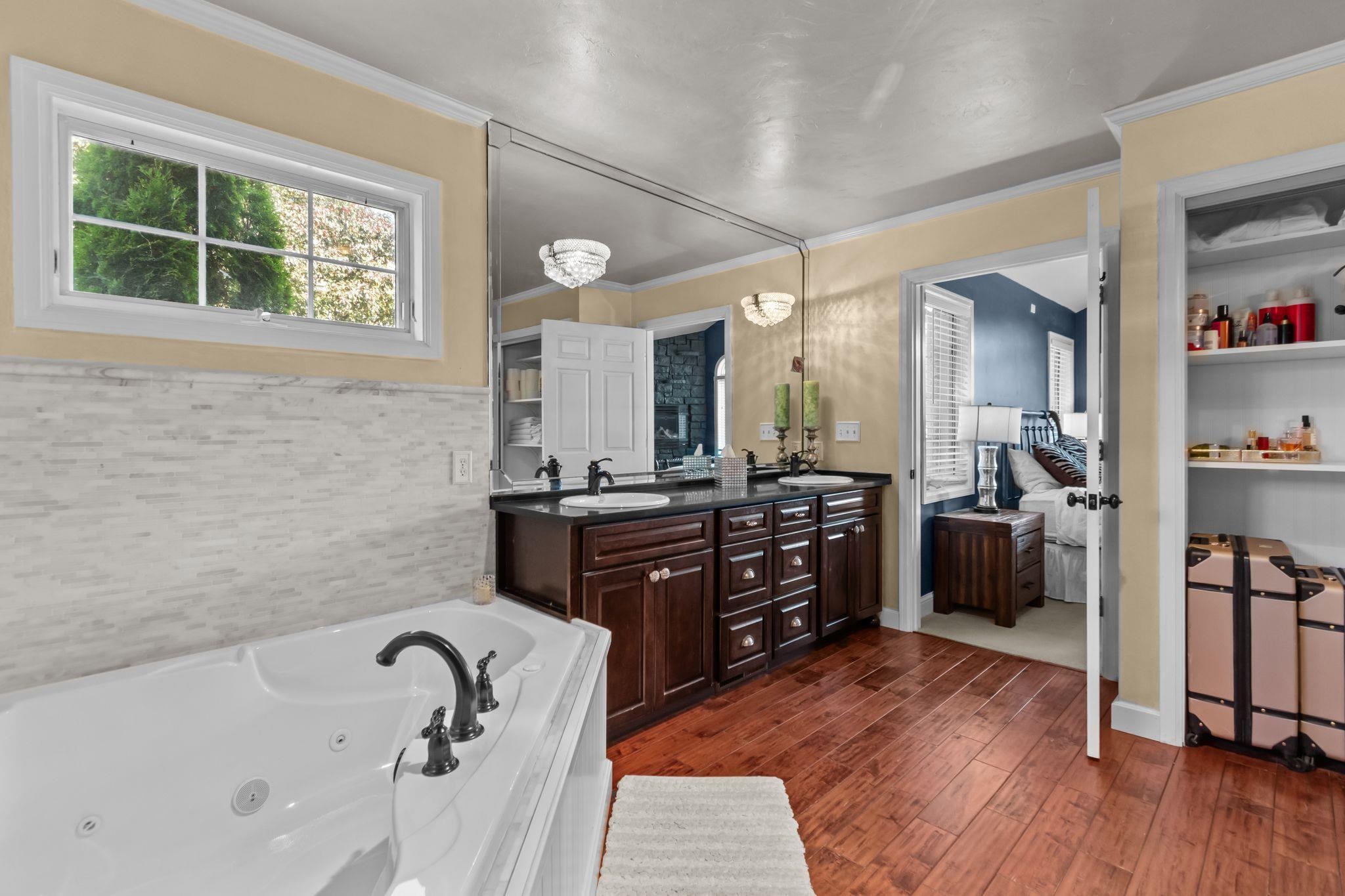 W5837 Royal Troon Road Menasha, WI 54952 - Photo 72 of 73