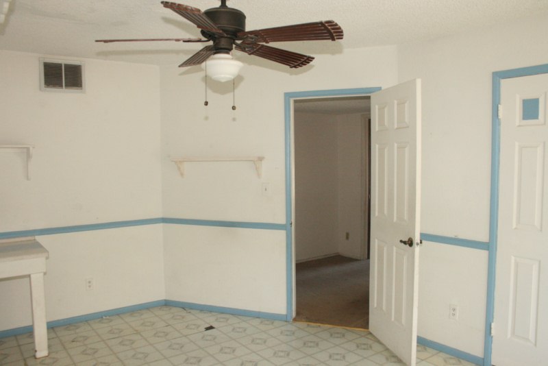 2501 West Dobbins Road Phoenix, AZ 85041 - Photo 13 of 23 BEDROOM 3