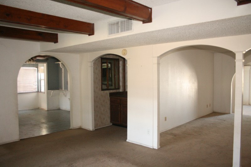 2501 West Dobbins Road Phoenix, AZ 85041 - Photo 6 of 23 FAMILY ROOM 2