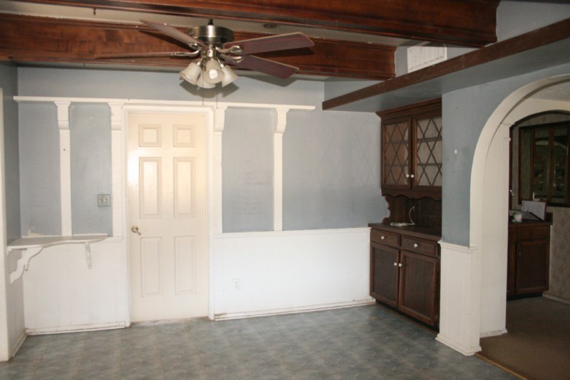 2501 West Dobbins Road Phoenix, AZ 85041 - Photo 8 of 23 KITCHEN 2