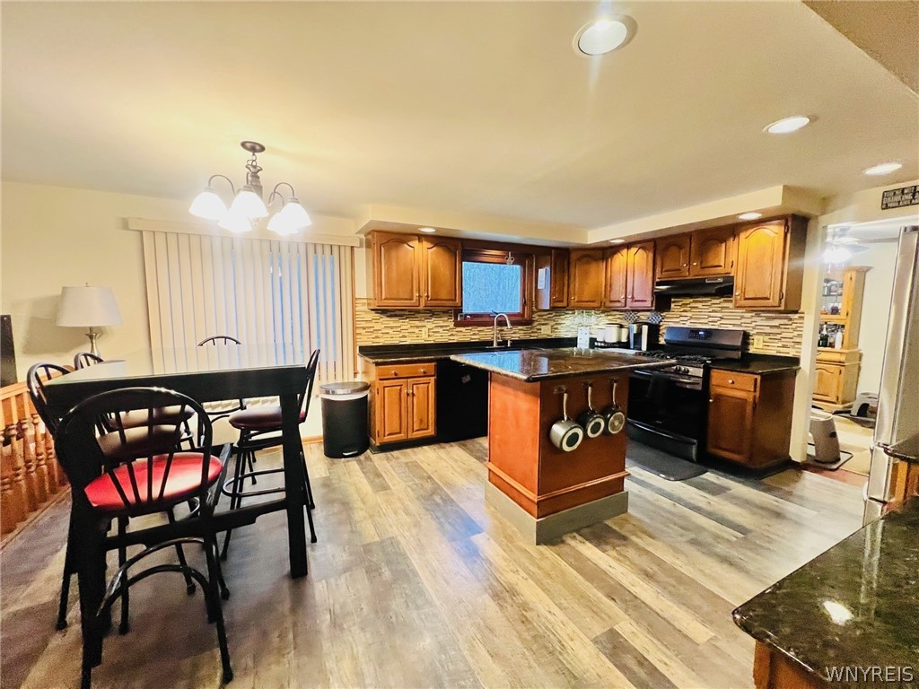 7370 Delamater Road Evans, NY 14047 - Photo 5 of 39