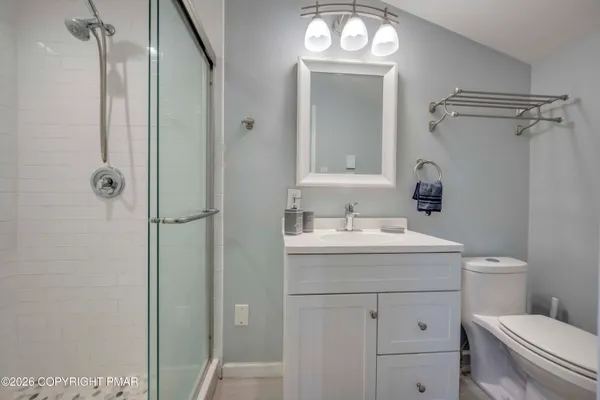 $289,000 | 19 Middle Village Way, Tannersville, PA 18372