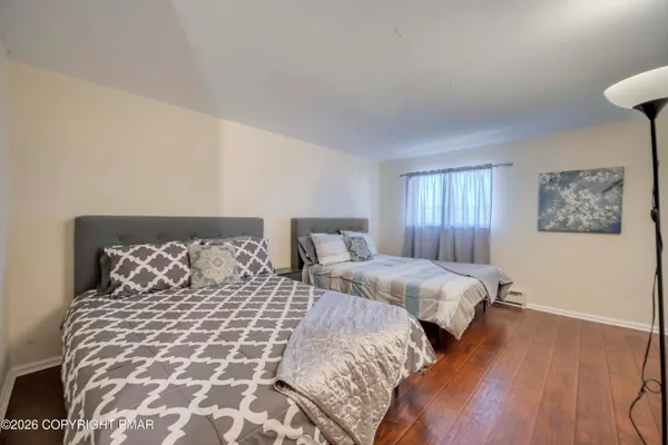 $289,000 | 19 Middle Village Way, Tannersville, PA 18372