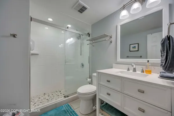 $289,000 | 19 Middle Village Way, Tannersville, PA 18372