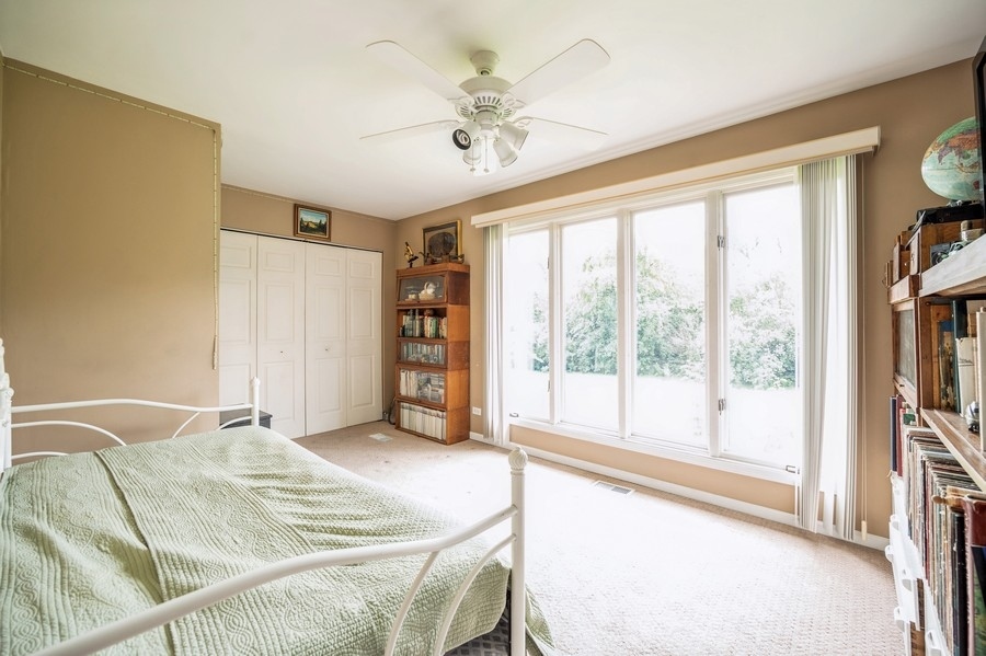 1929 Koehling Road Northbrook, IL 60062 - Photo 9 of 16 Gallery Image 9