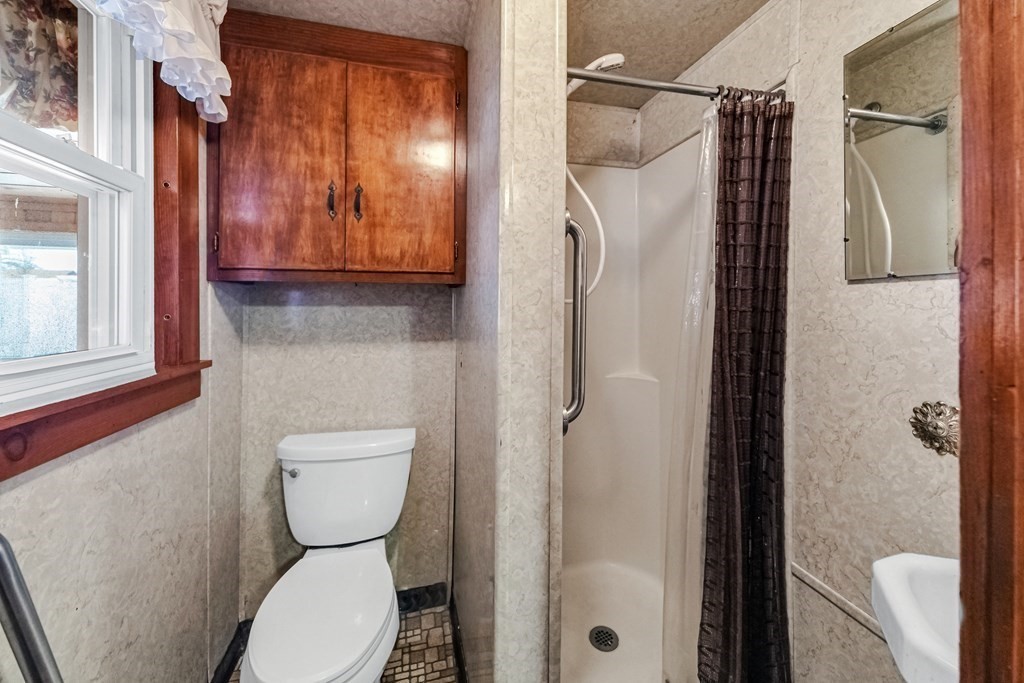 12 Wilder Place Northampton, MA 01062 - Photo 23 of 42