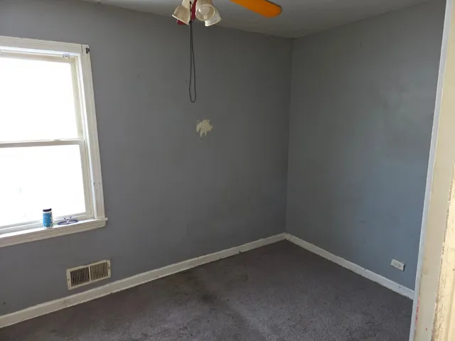 $105,000 | 14102 South Clark Street, Riverdale, IL 60827