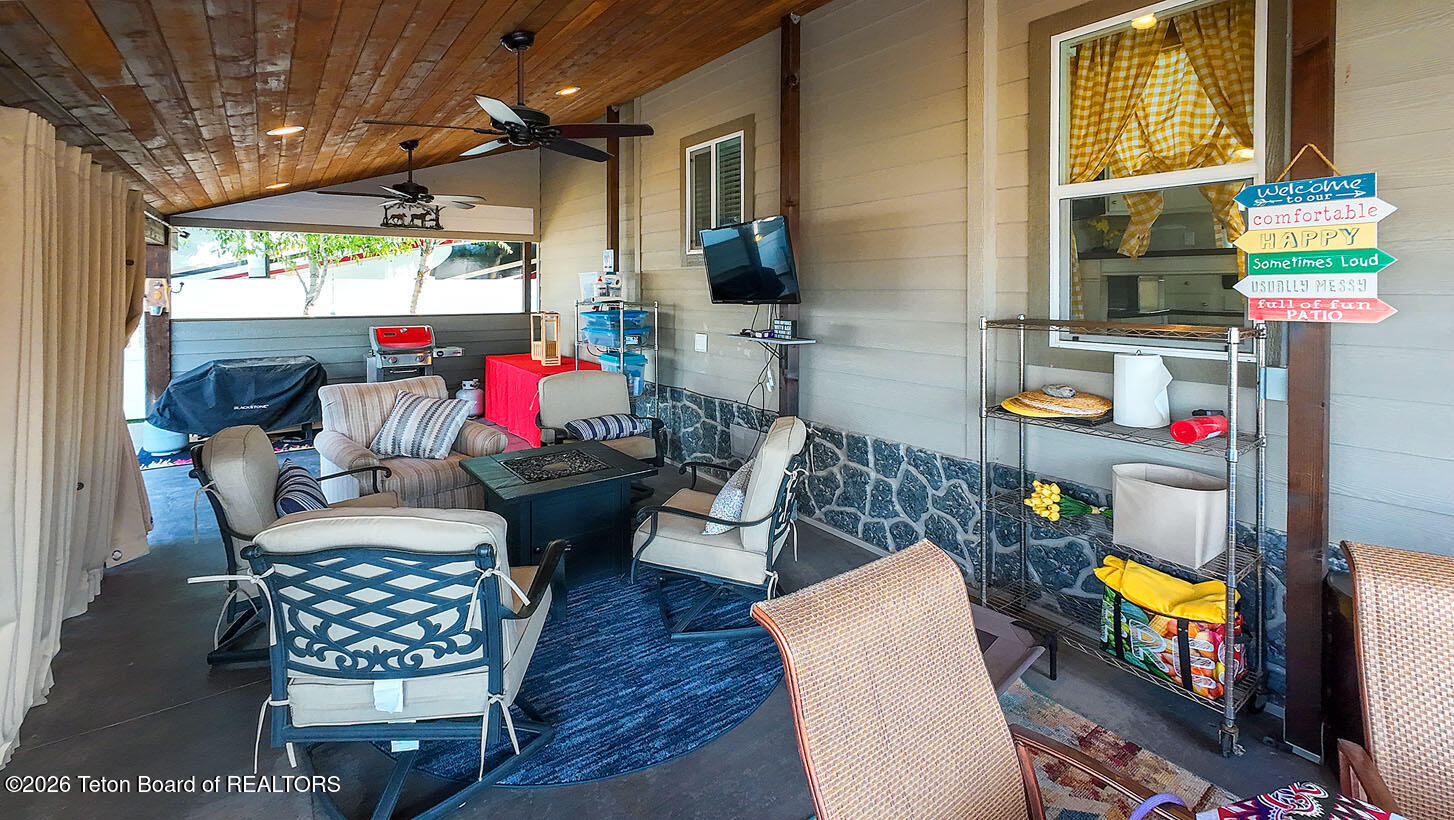 850 Buckboard Drive Star Valley Ranch, WY 83127 - Photo 16 of 28 Payne RV a1044