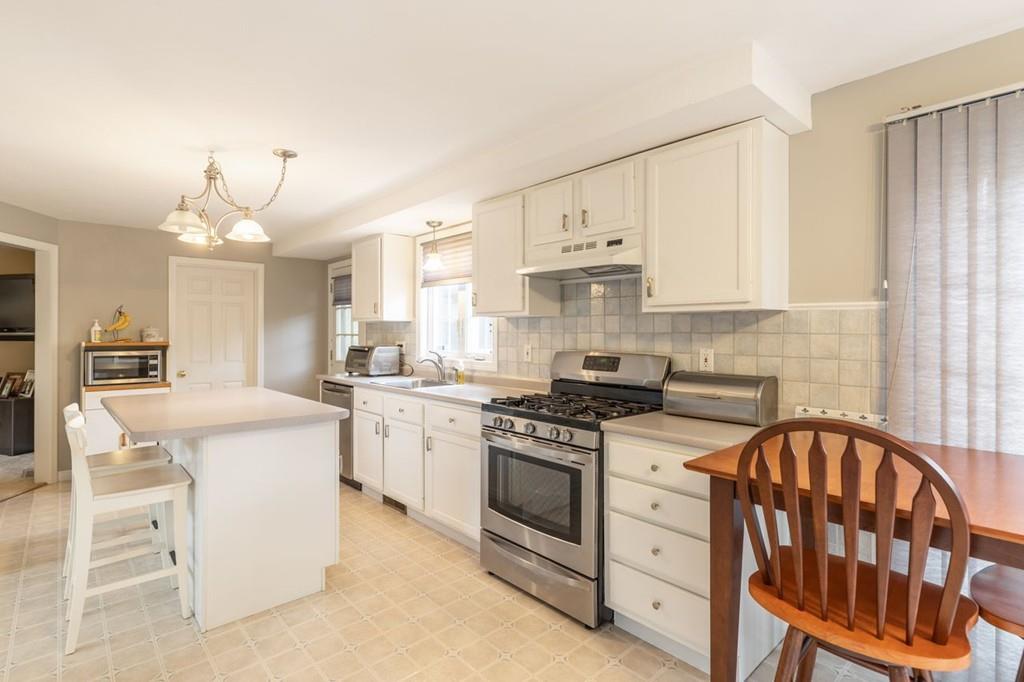 37 Pear Tree Road Haverhill, MA 01830 - Photo 9 of 26 Gallery Image 9