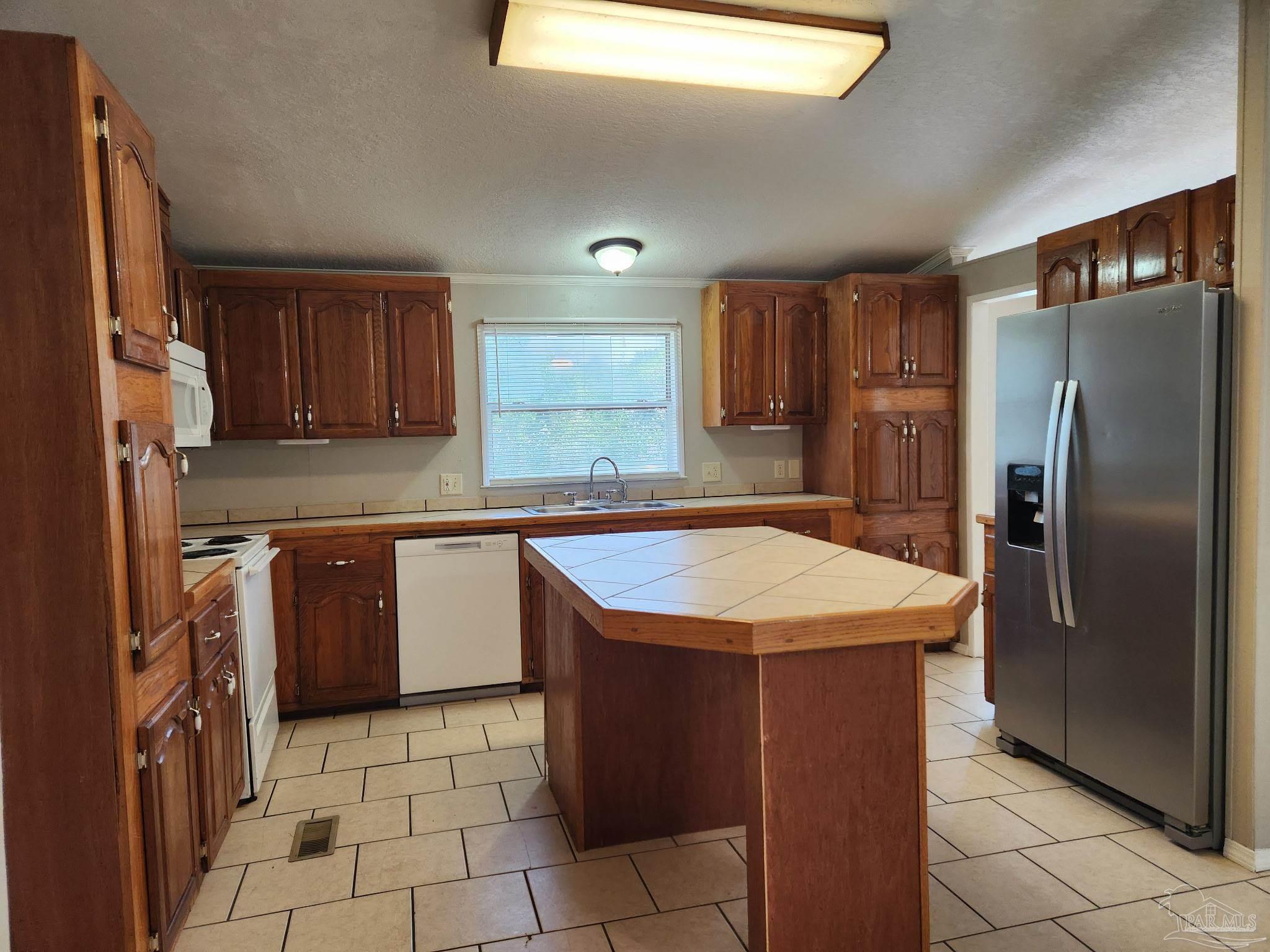 5718 Brooks Lane Pace, FL 32571 - Photo 5 of 20