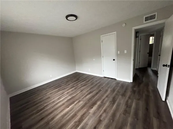 $1,550 | 393 Stone Mountain Street, Unit 1, Lawrenceville, GA 30046