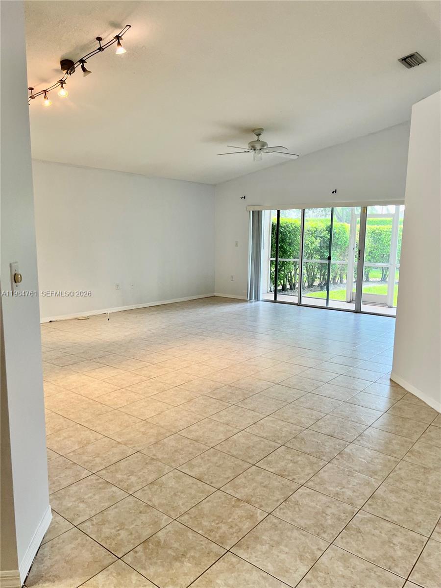11854 Southwest 8th Street Pembroke Pines, FL 33025 - Photo 4 of 11