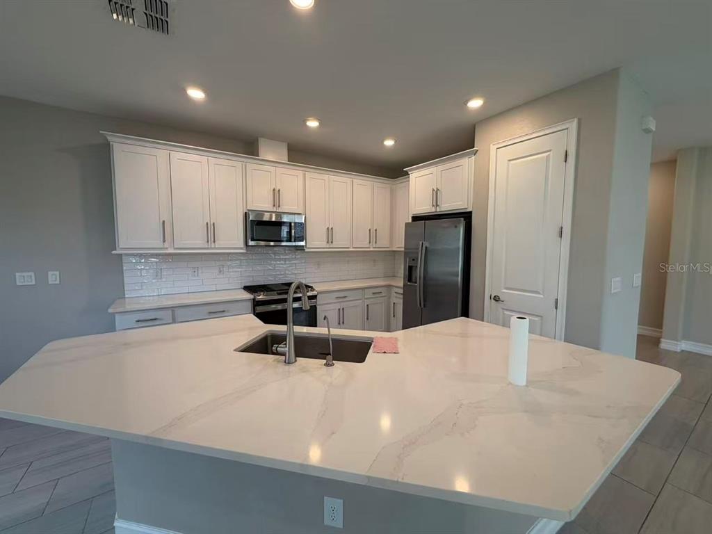 4565 Ancona Way Wesley Chapel, FL 33543 - Photo 8 of 22