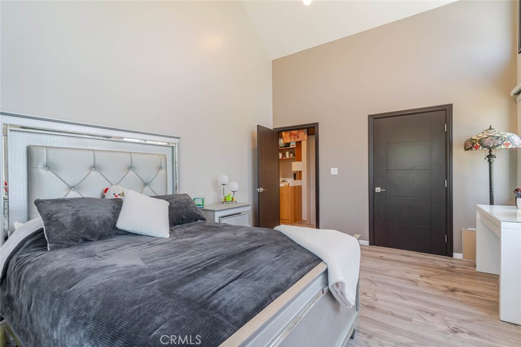 801 Stephen Road Burbank, CA 91504 - Photo 22 of 35