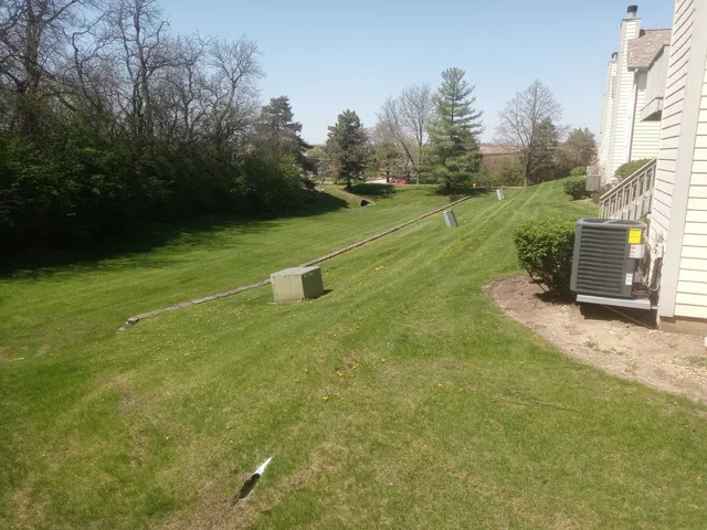 $369,900 | 5434 Ashbrook Place, Downers Grove, IL 60515